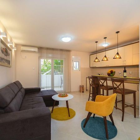 Apartmani Tref Petrovac na moru Exterior foto
