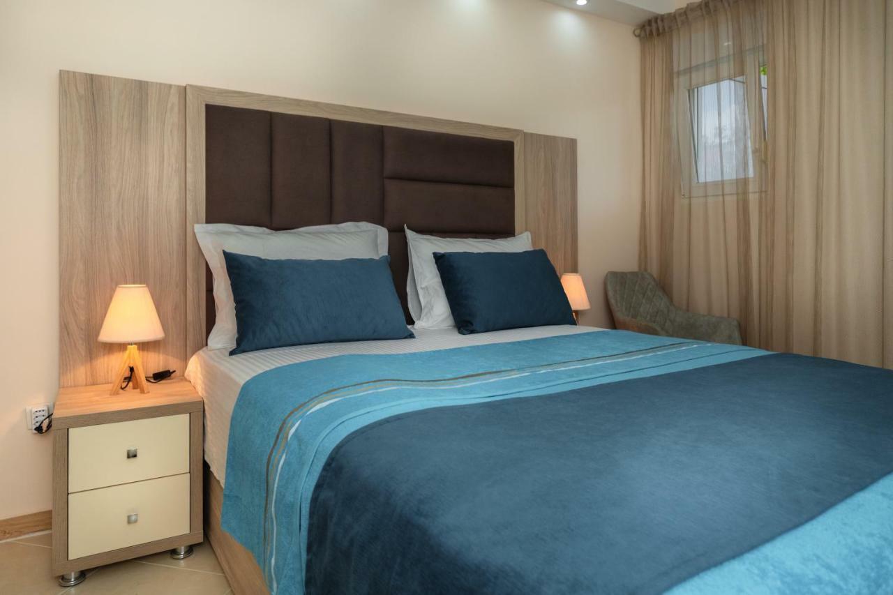 Apartmani Tref Petrovac na moru Exterior foto