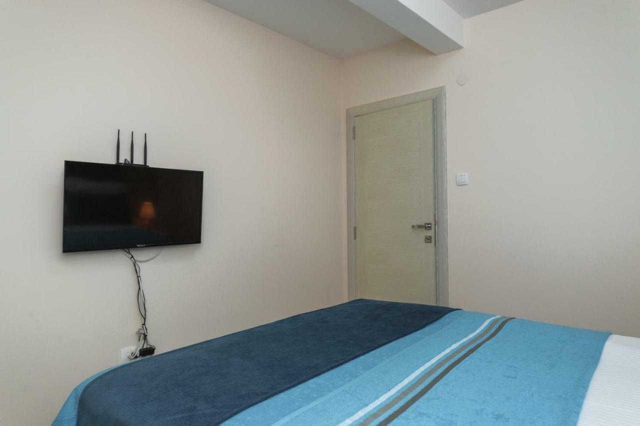 Apartmani Tref Petrovac na moru Exterior foto