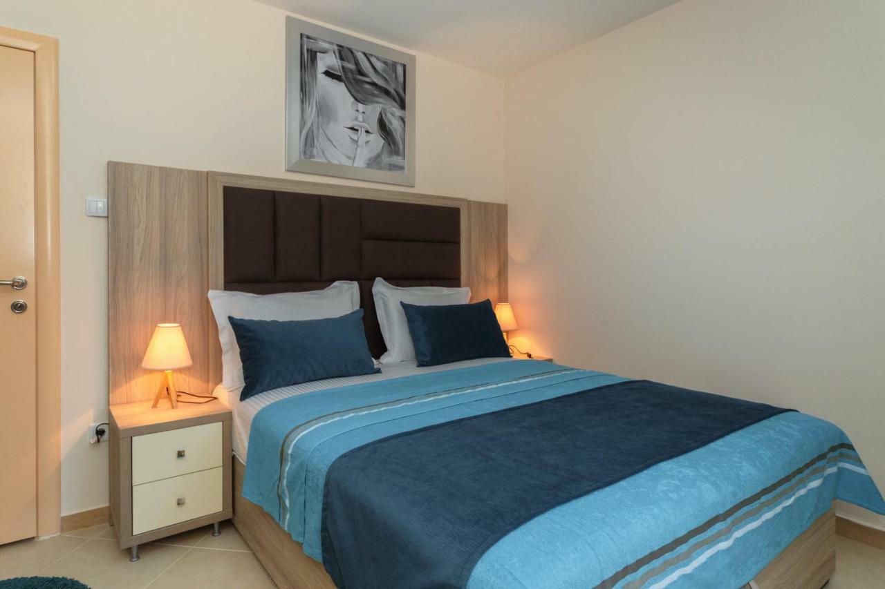 Apartmani Tref Petrovac na moru Exterior foto