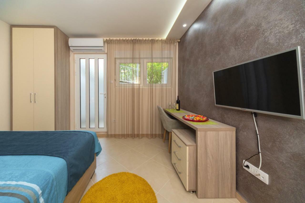Apartmani Tref Petrovac na moru Exterior foto